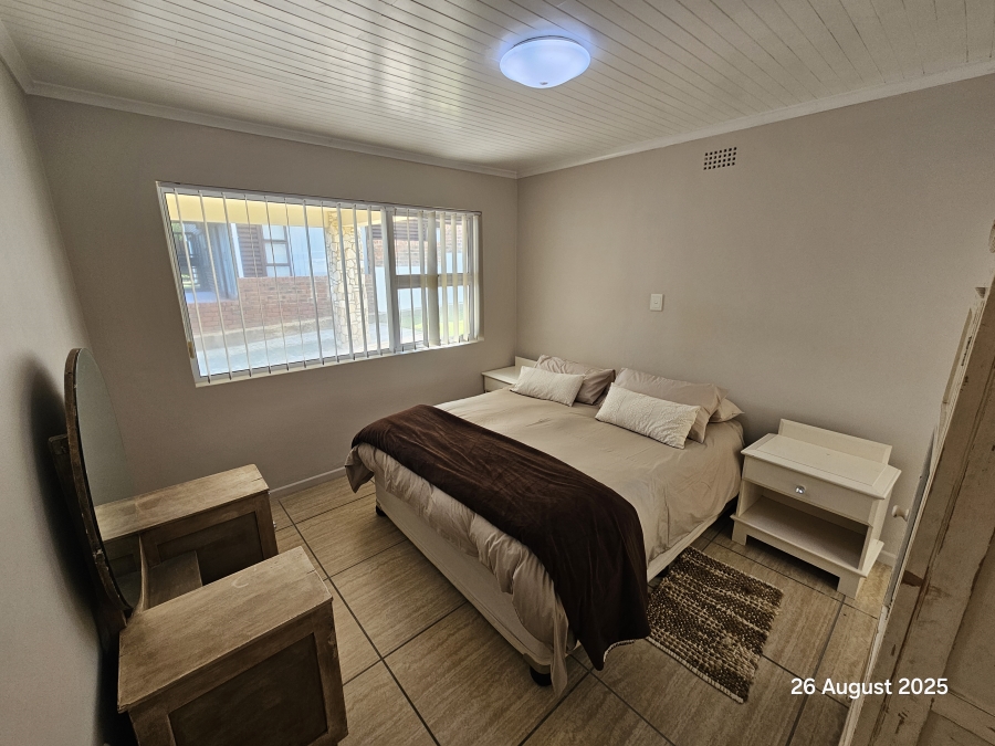 6 Bedroom Property for Sale in Jongensfontein Western Cape